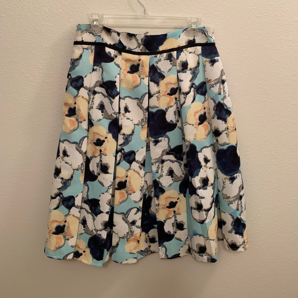 Lucky & Coco floral midi pleated skirt New